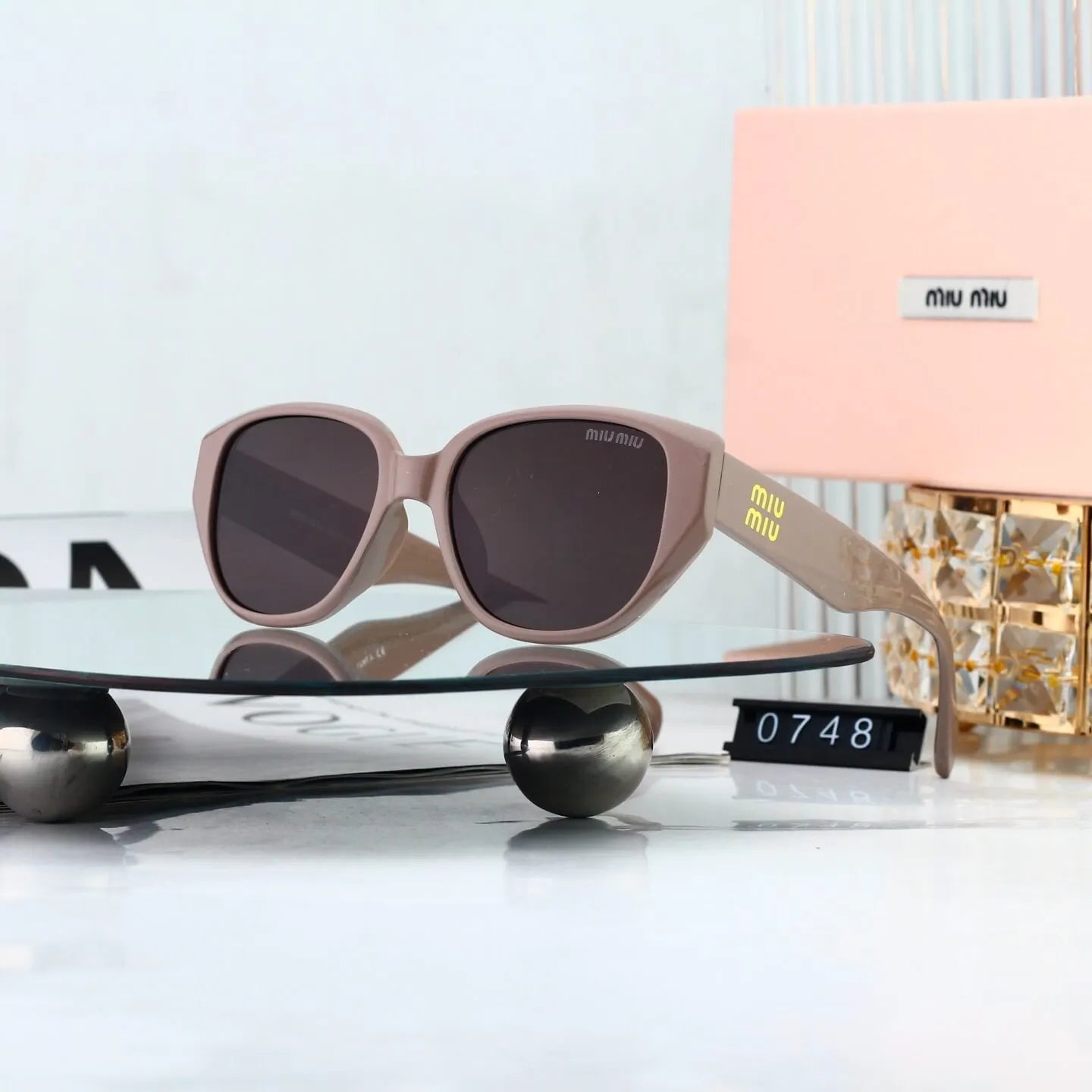 Retro Cat‑eye Square Sunglasses