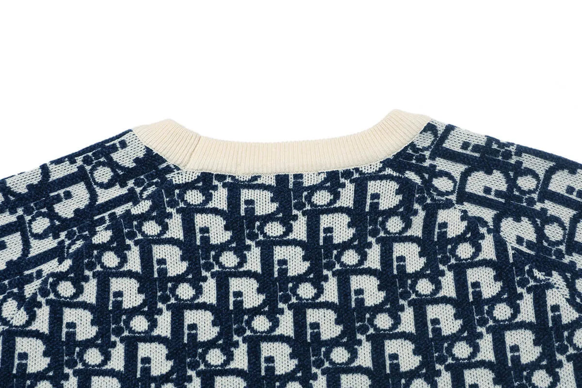 Oblique Jacquard Crew Neck Knit Sweater