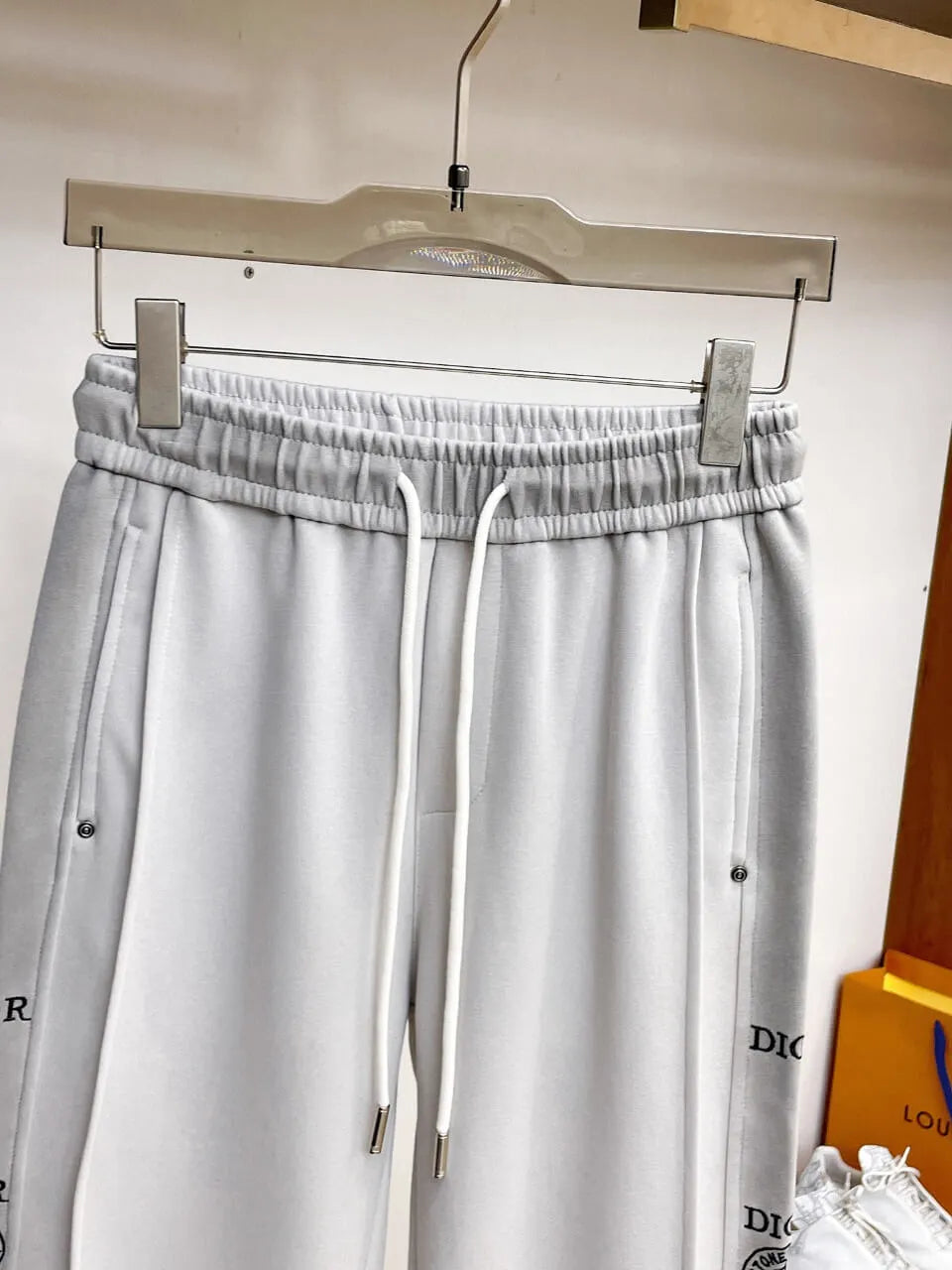 Side Repeating Print Loose‑Fit Pants