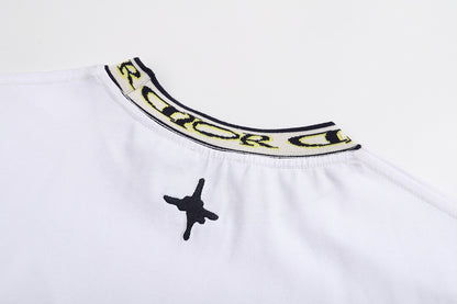 Plain‑Knit Rib Collar Embroidered T‑Shirt