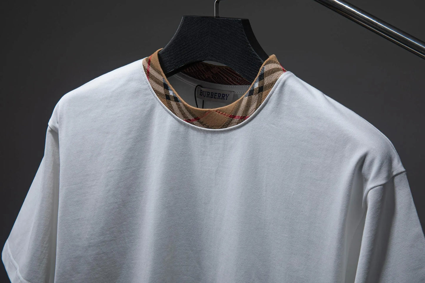 New Arrival Plaid Collar T-Shirt