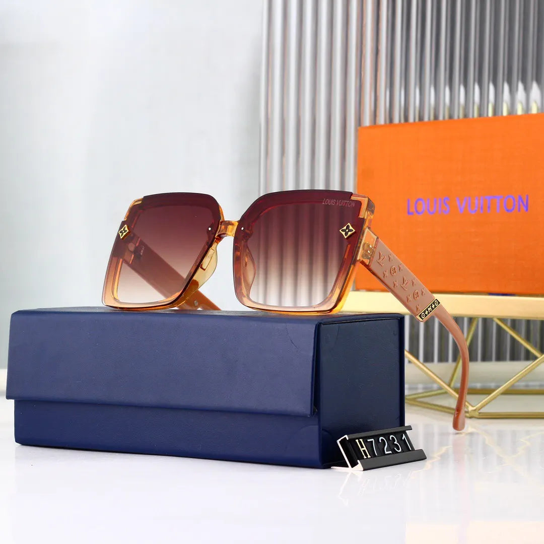 Embossed Temple Oversized Sunglasses