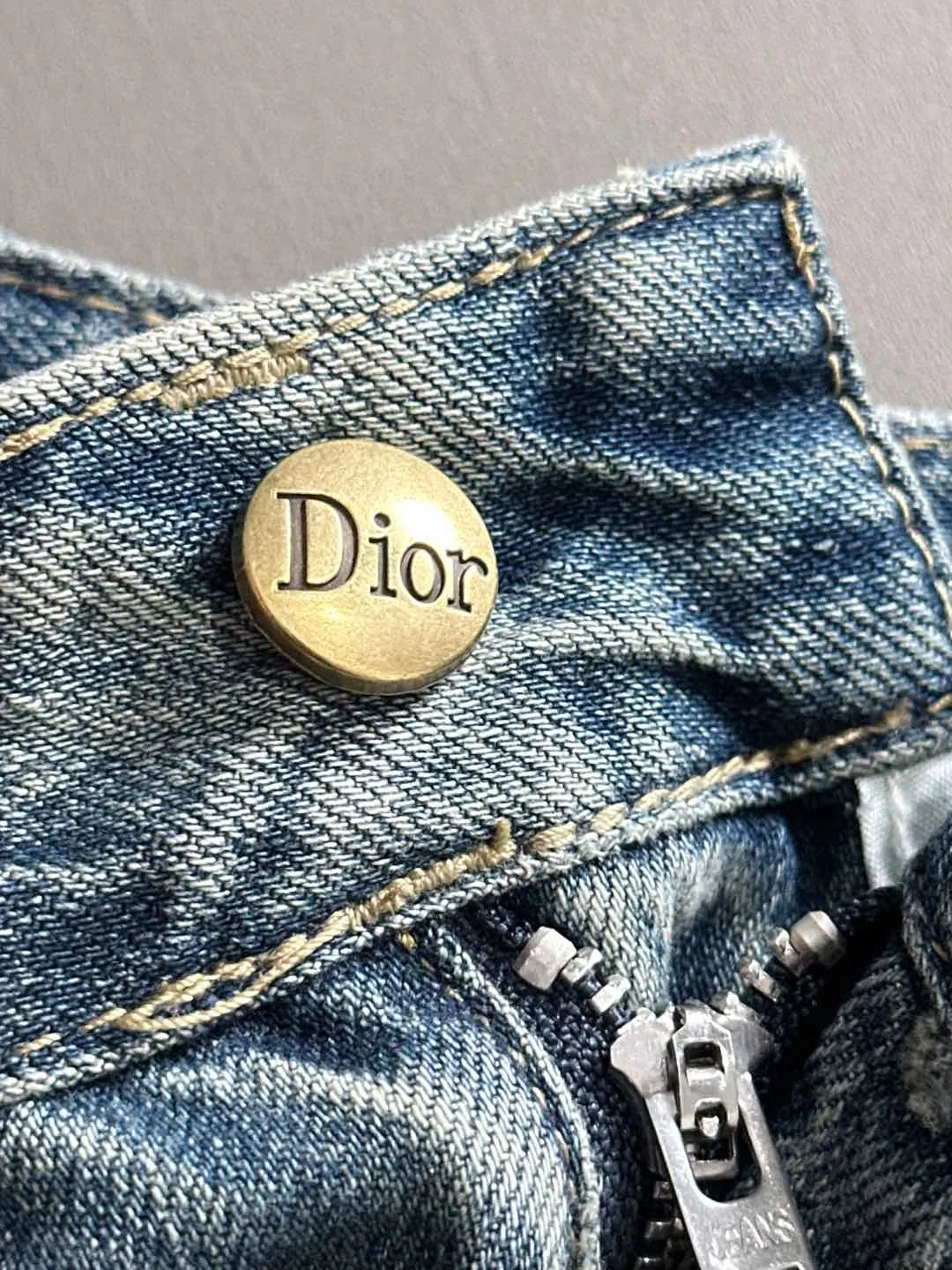 Embroidery Washed Denim Shorts