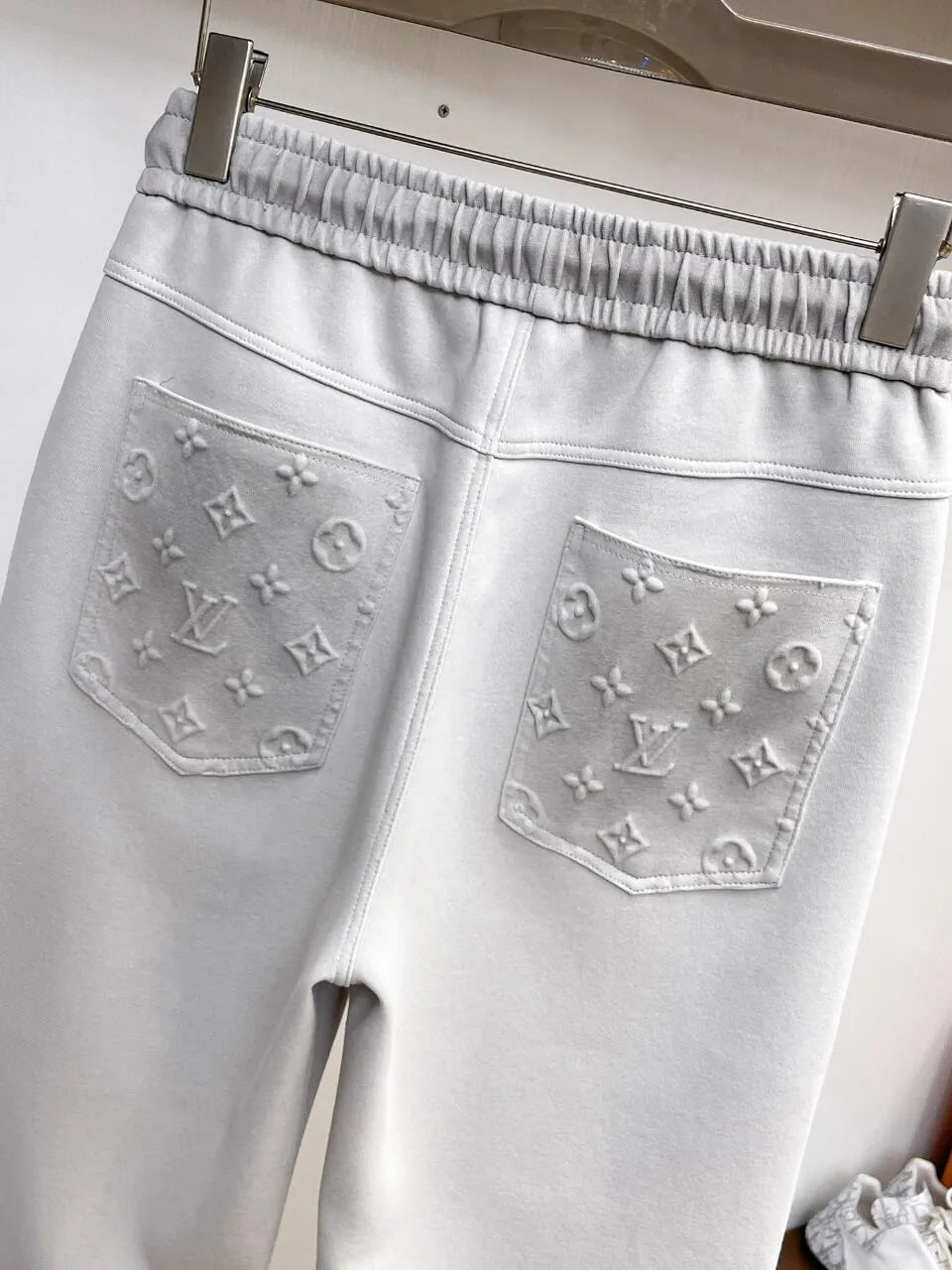 Embossed‑Pattern Cargo Pocket Pants