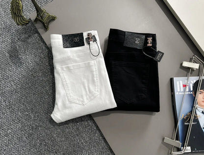 Classic Label Slim Straight Jeans