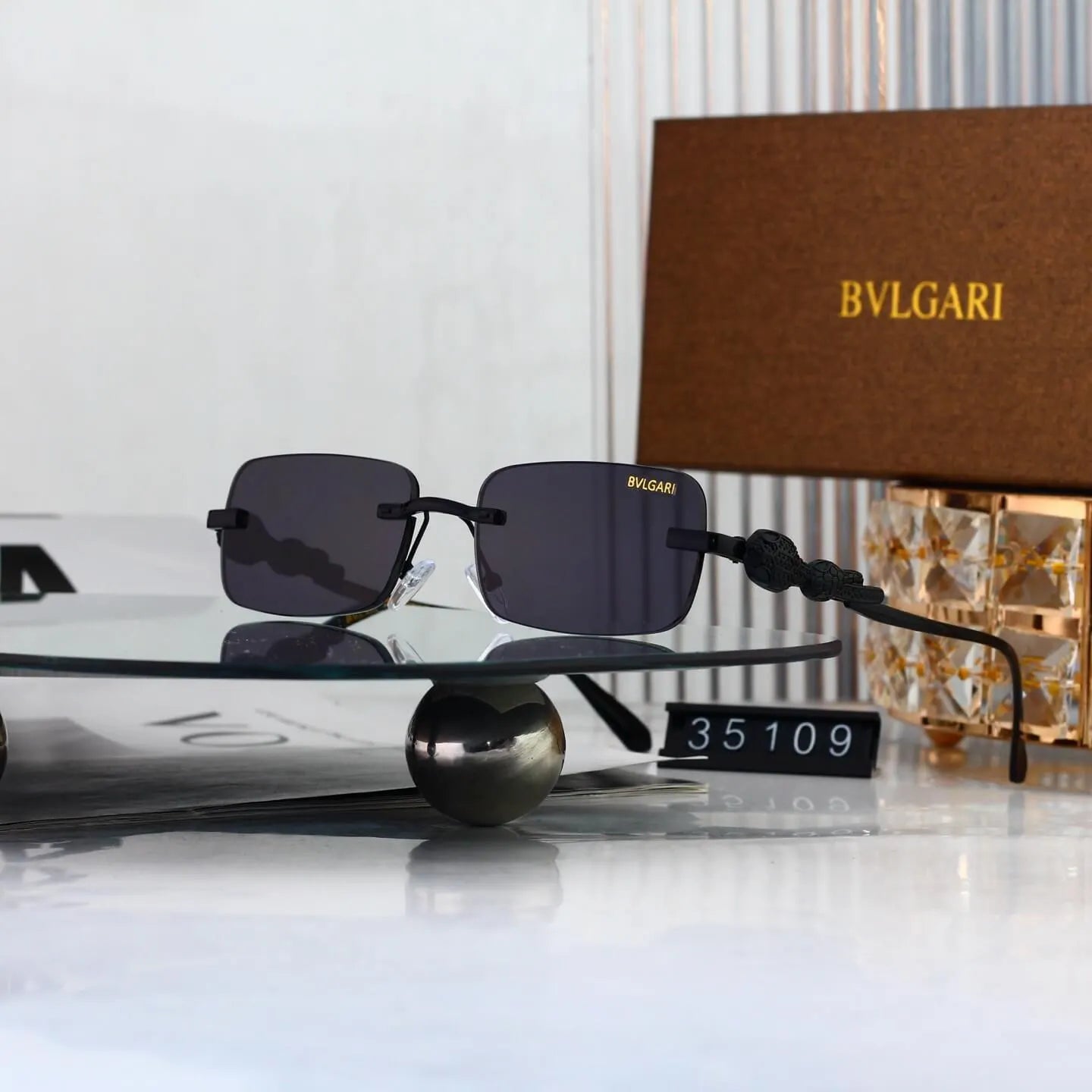 Snake Detail Rimless Rectangle Sunglasses