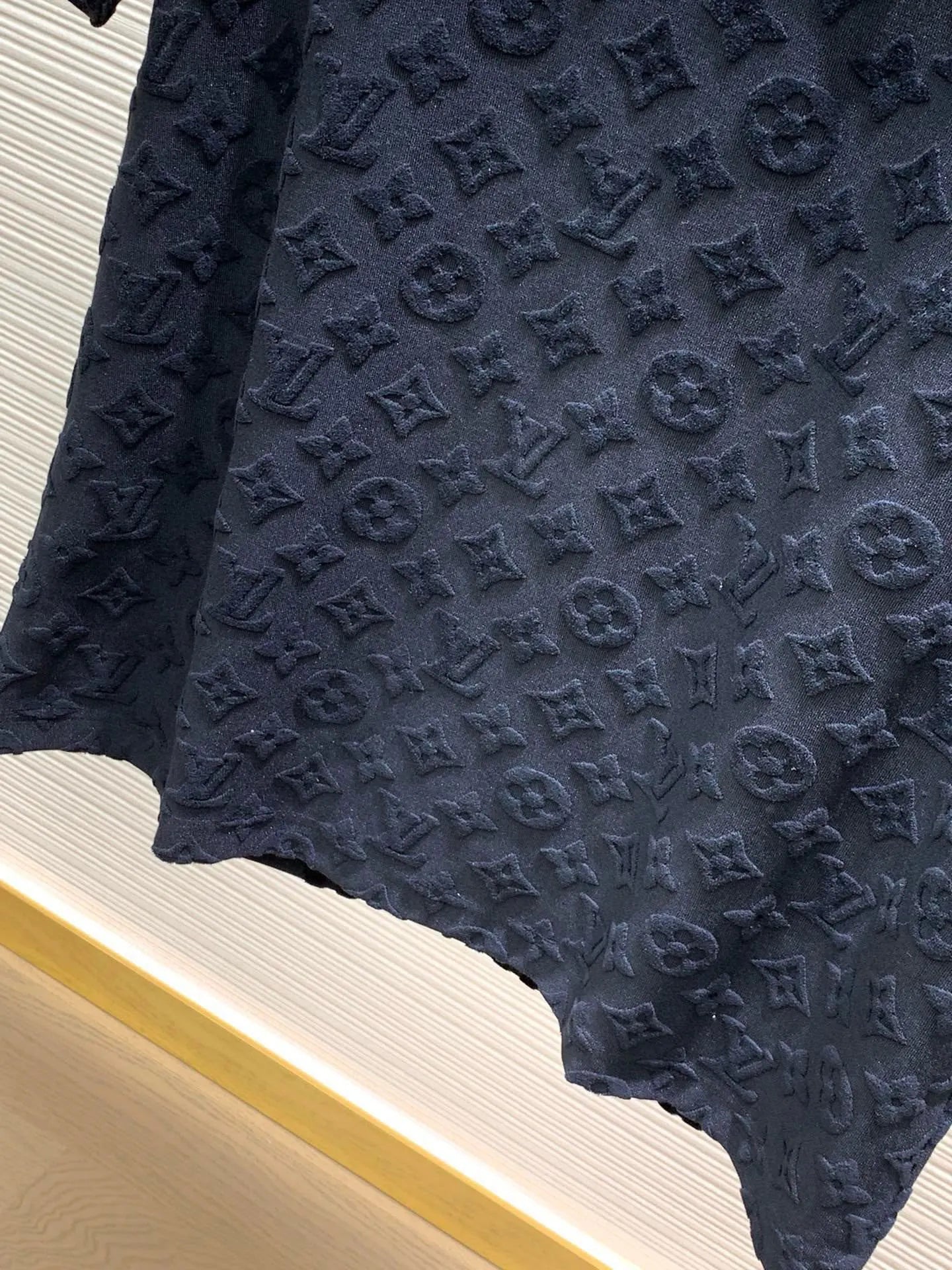 Foam Round Neck Short Sleeve T-shirt