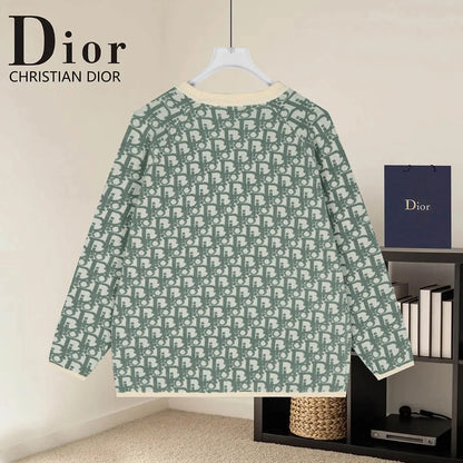 Oblique Jacquard Crew Neck Knit Sweater