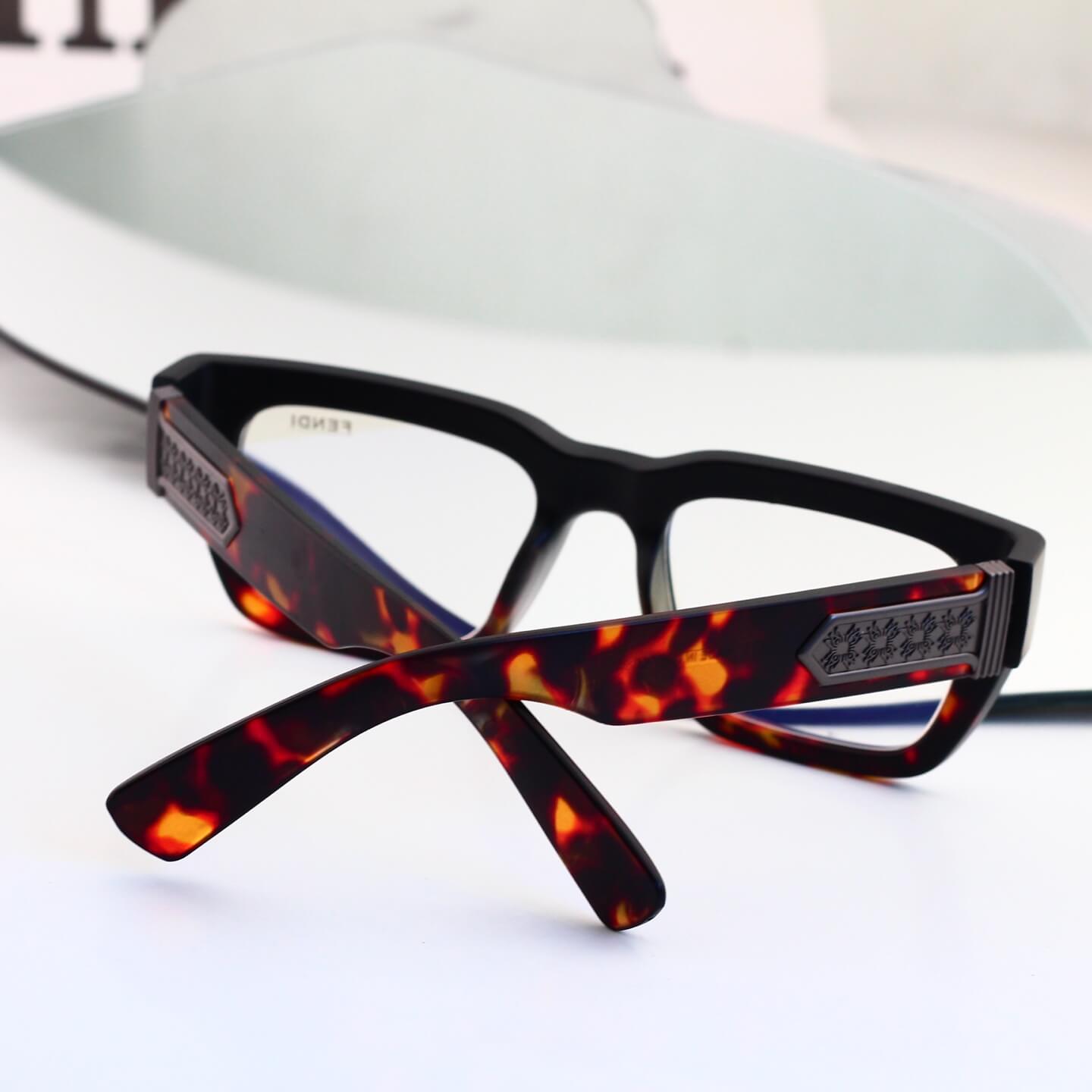 Retro Thick Frame Sunglasses
