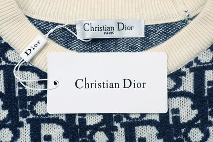 Oblique Jacquard Crew Neck Knit Sweater