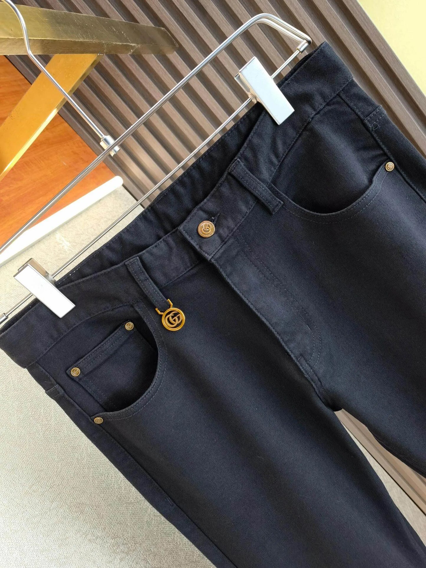 Double G Metal Emblem Jeans