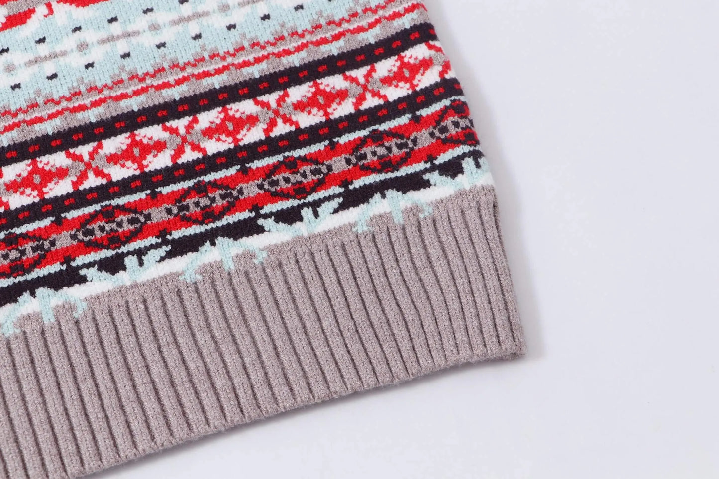 Retro Geo Jacquard Knit