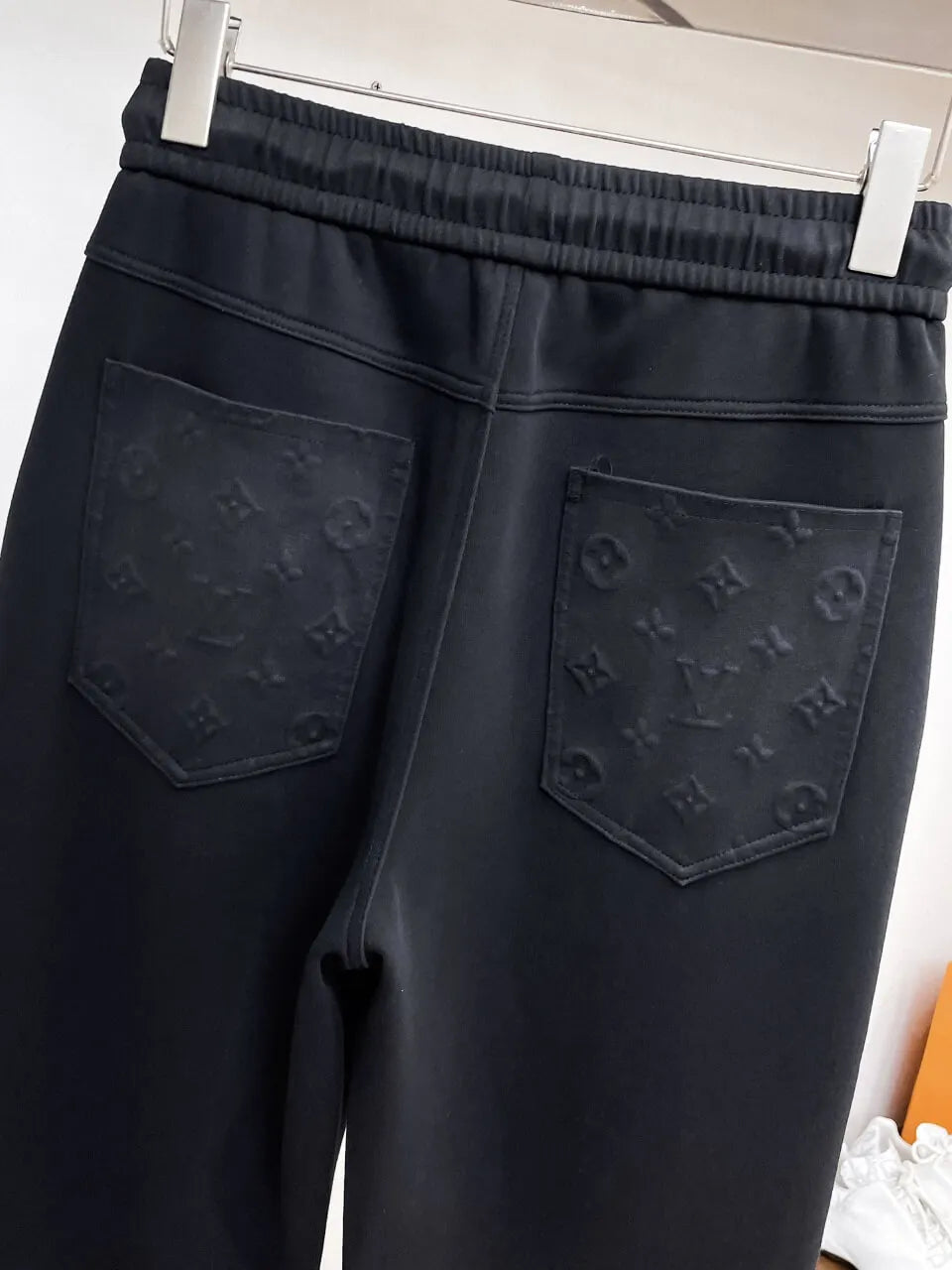 Embossed‑Pattern Cargo Pocket Pants