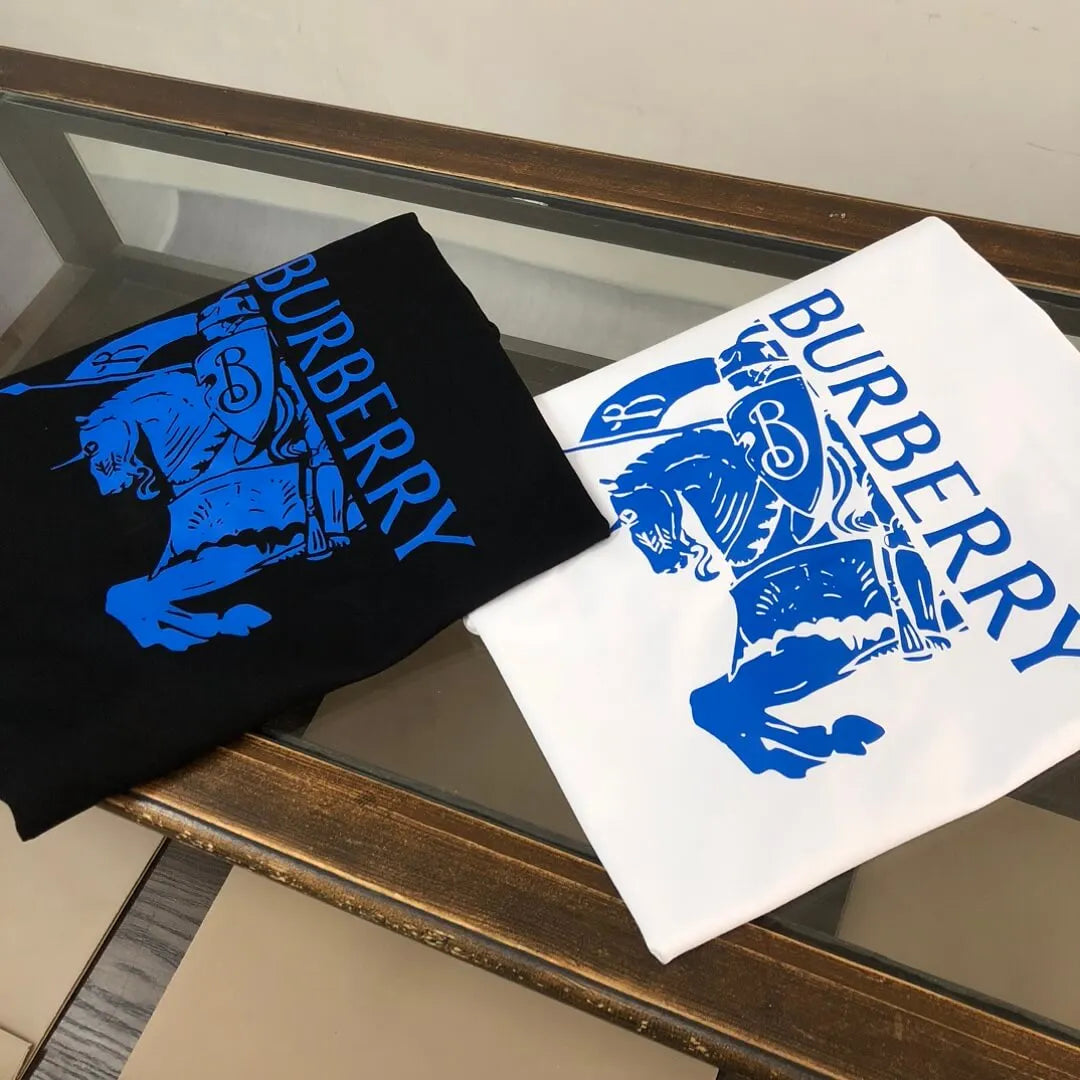 Horse Vertical Print T‑Shirt