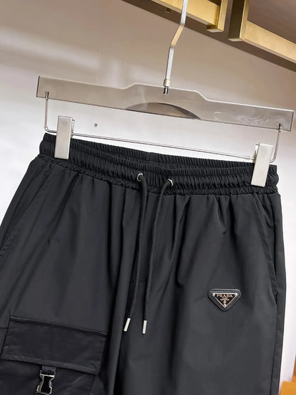 Buckle Decor Cargo Pocket Shorts