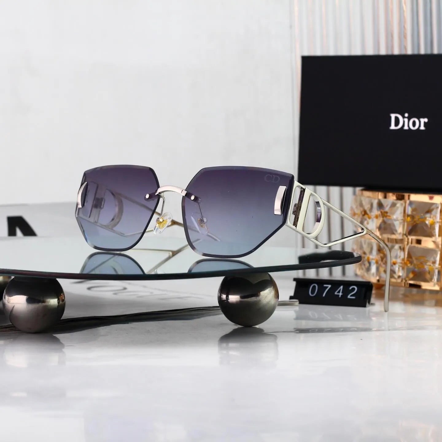 Rimless Cut Polygon Sunglasses