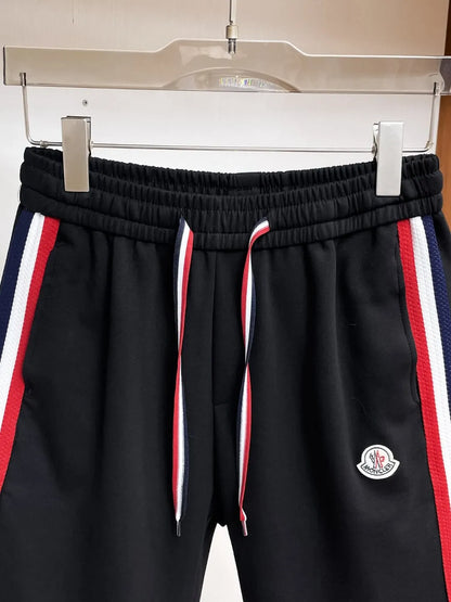 Ribbed Side Tape Badge Shorts