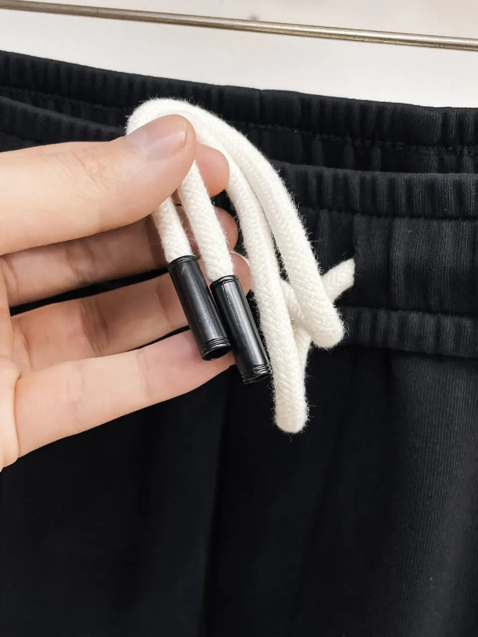 Interlocking Pattern Side Stripe Drawstring sweatpants