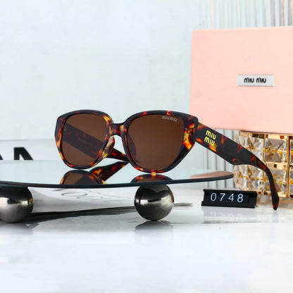 Retro Cat‑eye Square Sunglasses