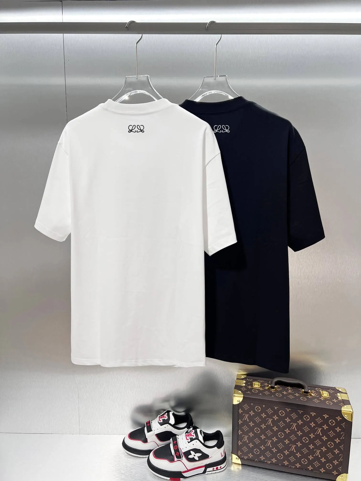 Sitting Lion Print Short Sleeve T‑Shirt