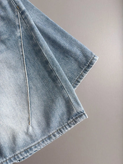 Seam Stitching Washed Denim Shorts
