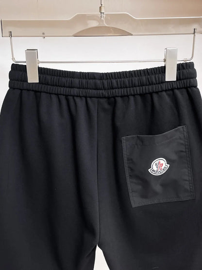 Ribbed Side Tape Badge Shorts