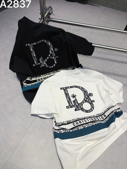 Classic Pattern Embroidered T-shirt