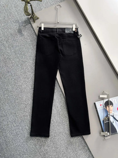 Classic Label Slim Straight Jeans