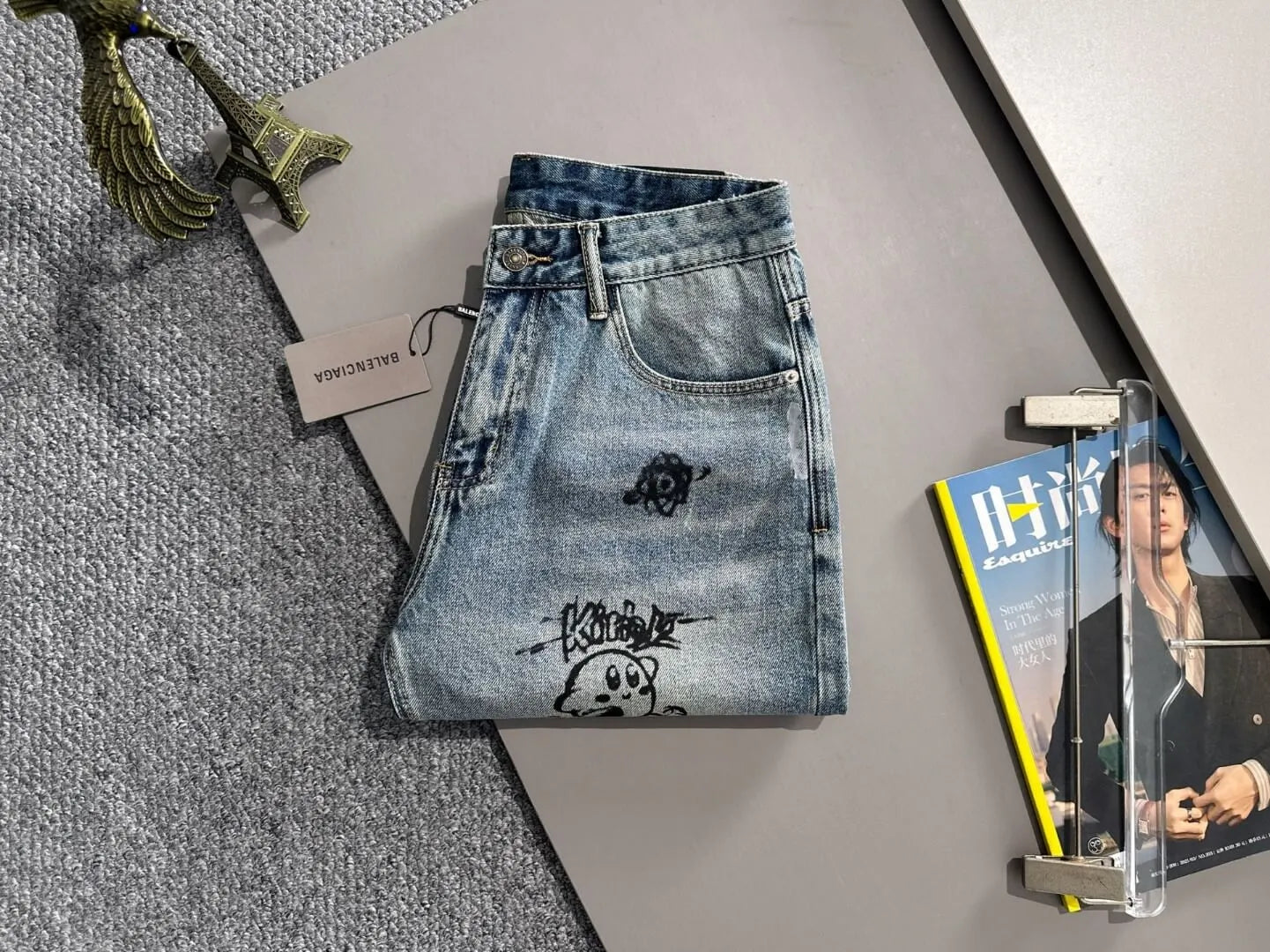 Cartoon Graffiti Print Denim Shorts