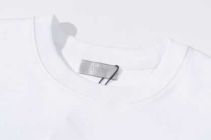 Classic Overlap Print Sweatshirt
