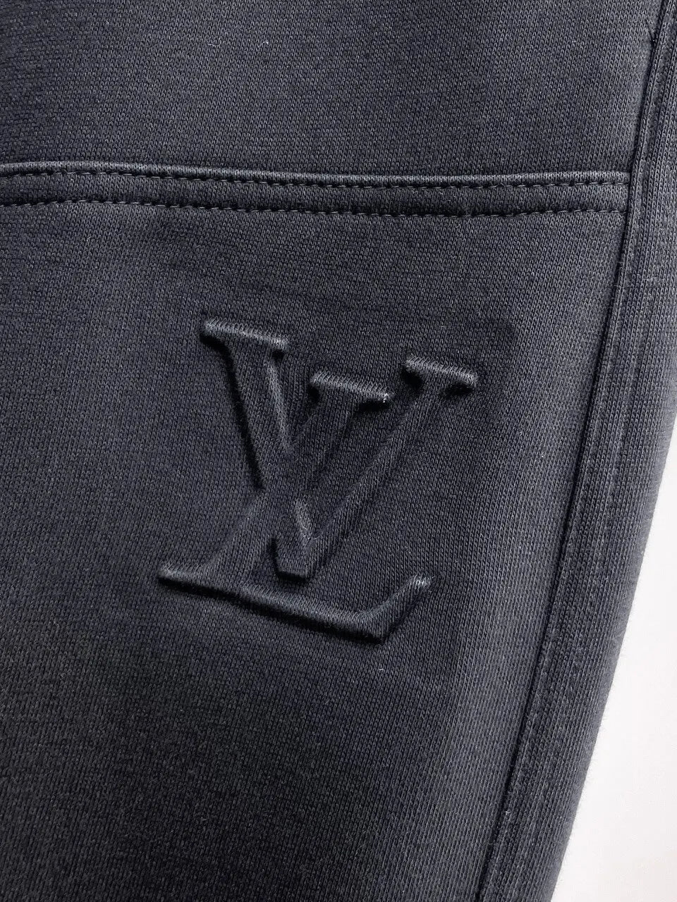 Debossed    Seam Stitching Pants
