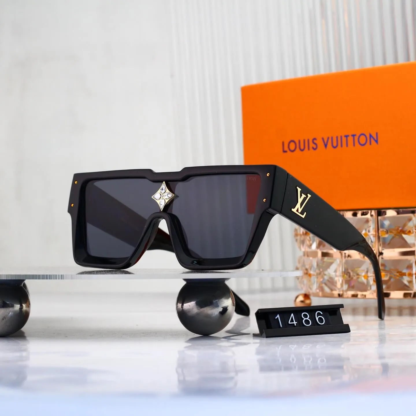 Fashion Rhinestone Decor Square Sunglasses