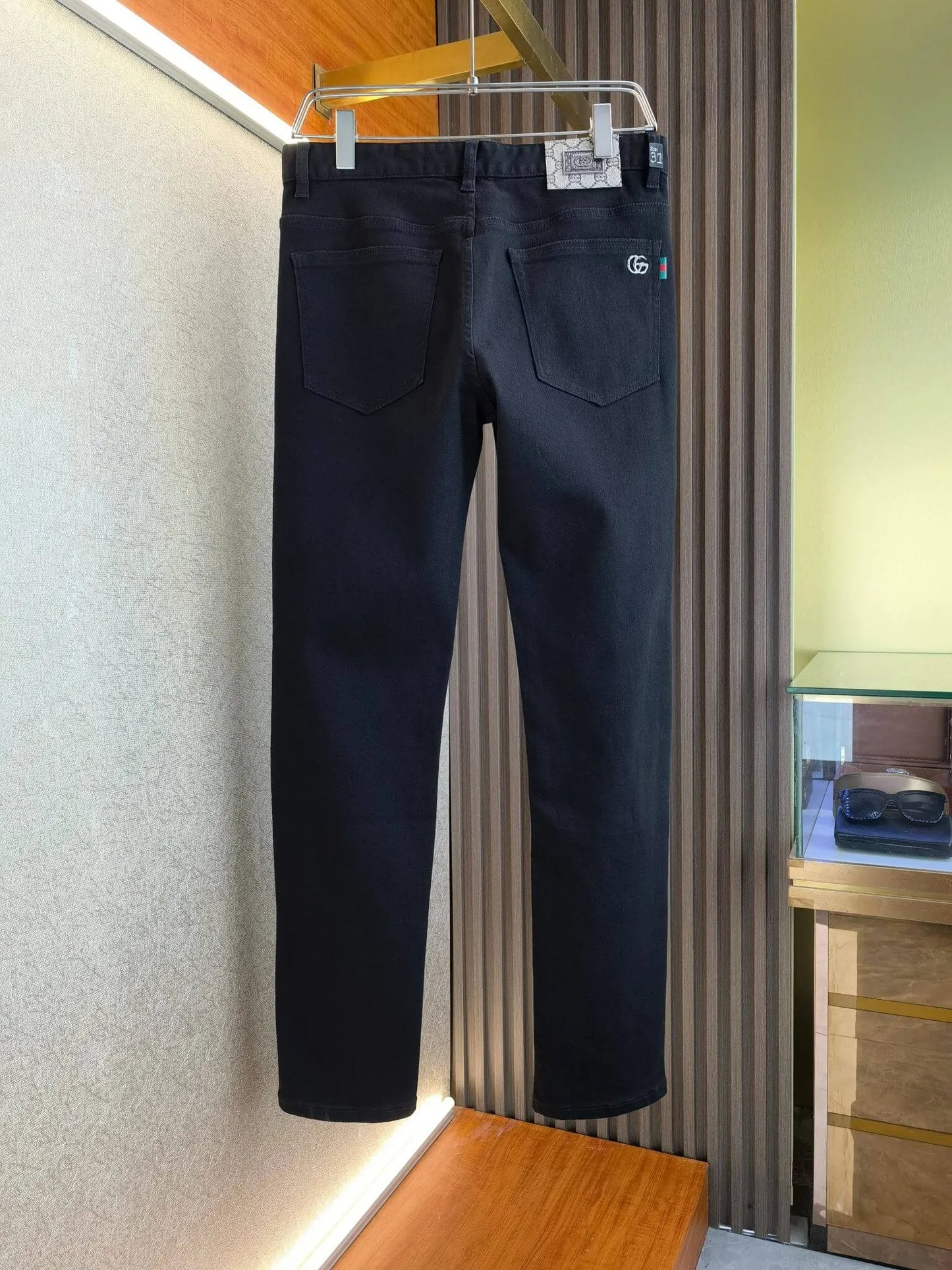 Double G Metal Emblem Jeans