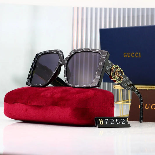 Oversized Letter Temple Sunglasses