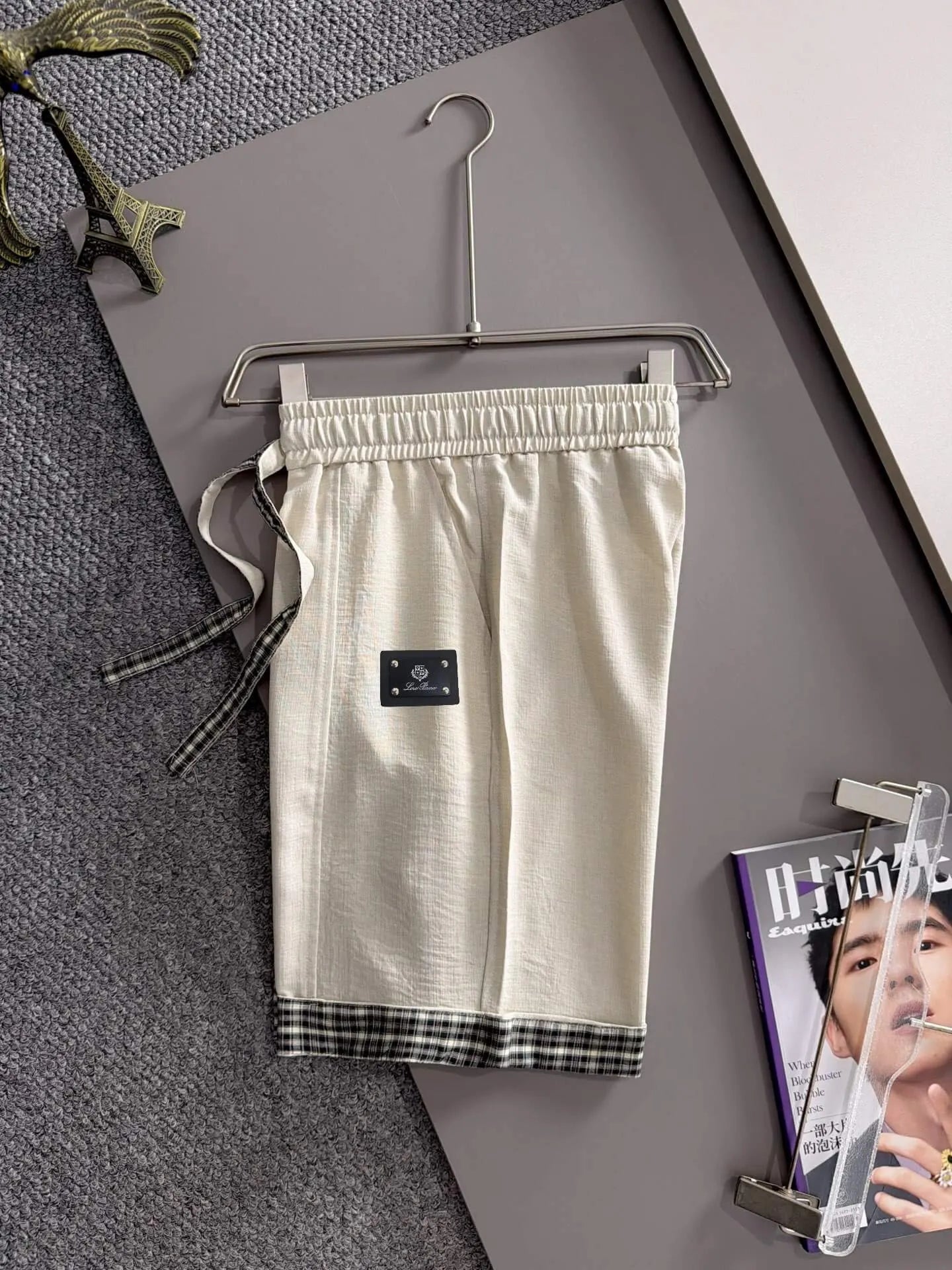 Plaid Cuff Label Decor Shorts