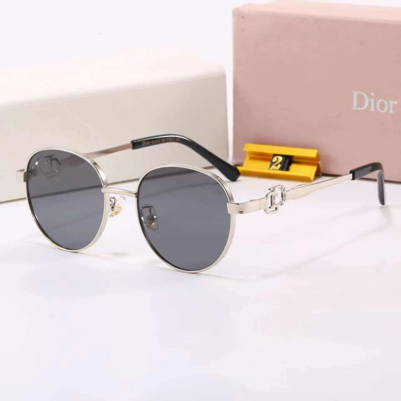 Classic Metal Round Sunglasses