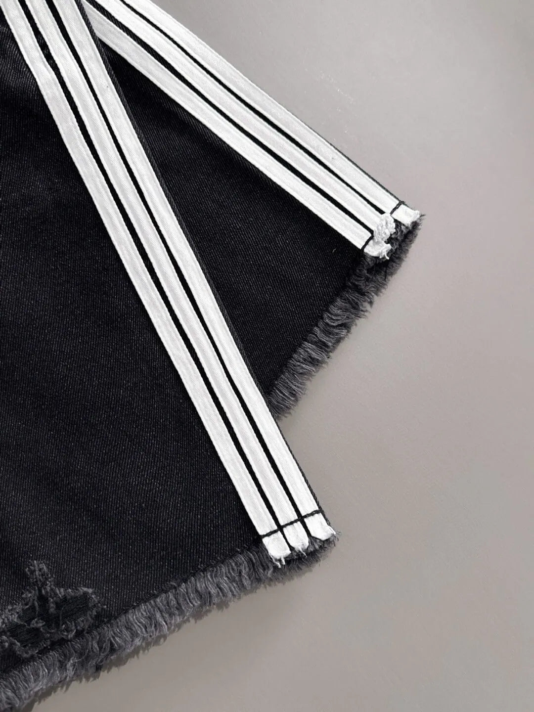 Side Stripe Frayed Hem Ripped Denim Shorts