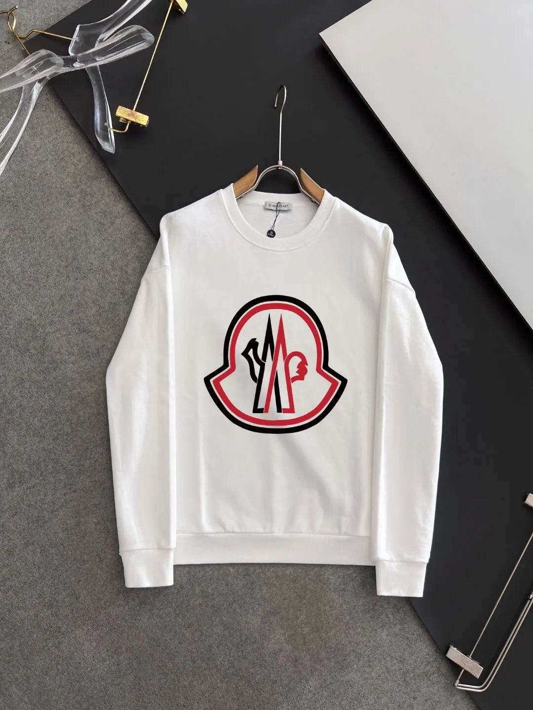 Classic Pattern Printed Sweatshirt