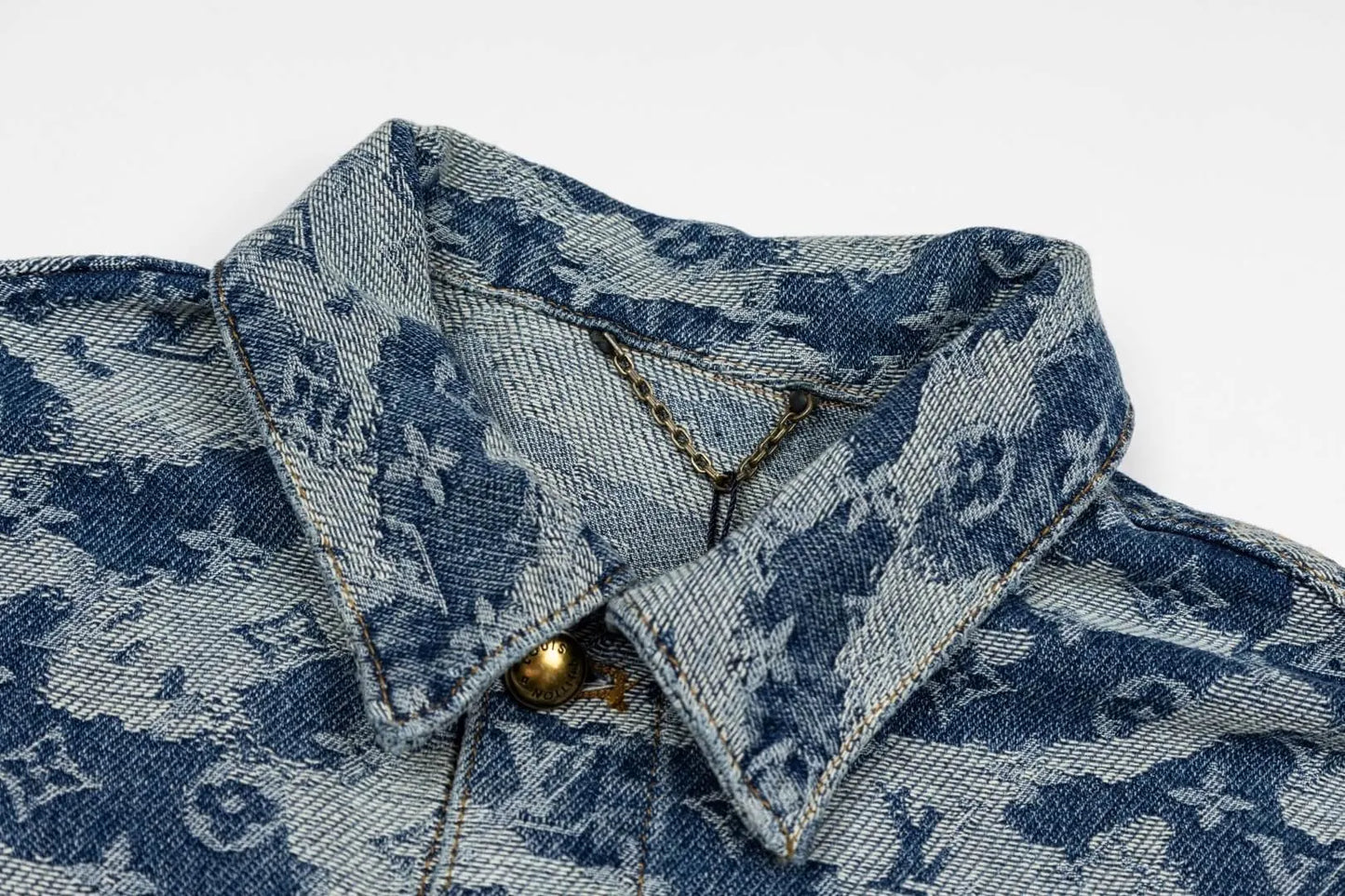 Classic Vintage‑Pattern Denim Jacket