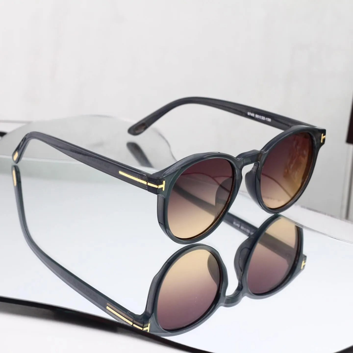 Vintage Round Sunglasses