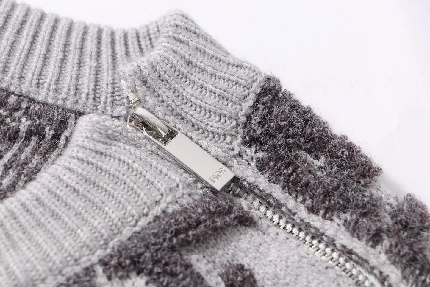 Detachable‑Zip Pattern Knit Sweater
