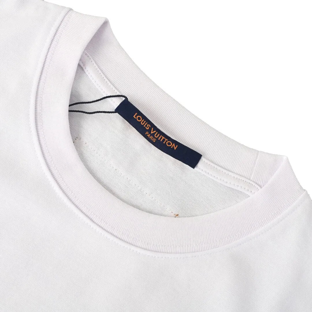 Back Chain Circle Letter Print T-Shirt