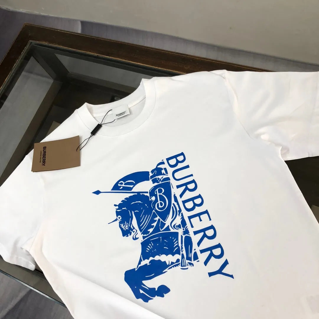 Horse Vertical Print T‑Shirt
